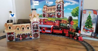 LEGO Disney Train and Station - Station