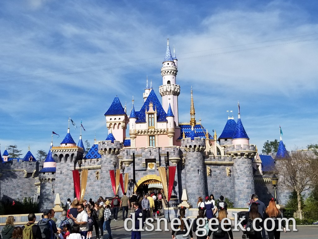 Disneyland Paris Pictures: Hub & Sleeping Beauty Castle - The Geek's Blog @  disneygeek.com