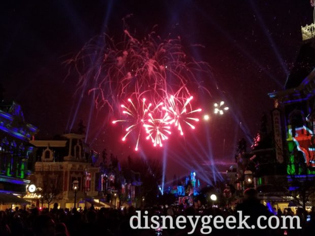 Pictures: Mickey's Mix Magic With Fireworks - The Geek's Blog ...