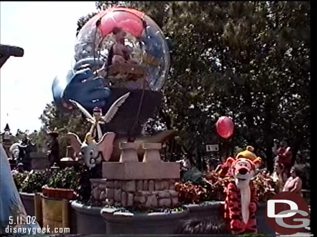 Share a Dream Come True Parade - Magic Kingdom (May 2002)