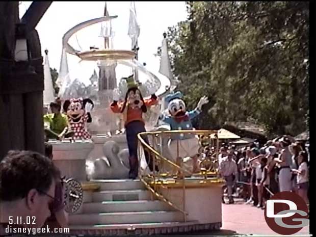 Share a Dream Come True Parade - Magic Kingdom (May 2002)
