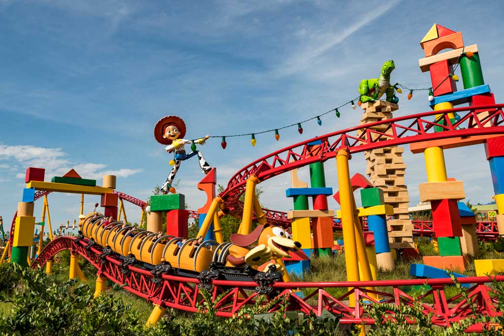 60d5317f584c6 WDW 50 Slinky Dog Dash scaled 1