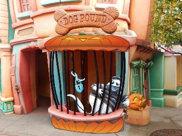 Limited-period photo location at Toontown in Tokyo Disneyland