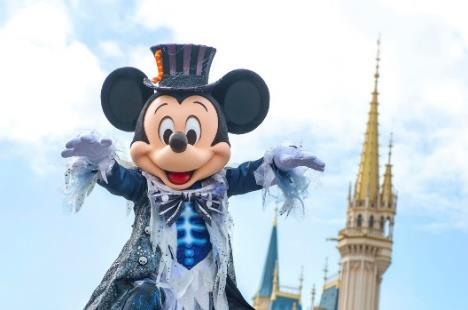 Concept image of Mickey Mouse in “Spooky ‘Boo!’ Parade” at Tokyo Disneyland
