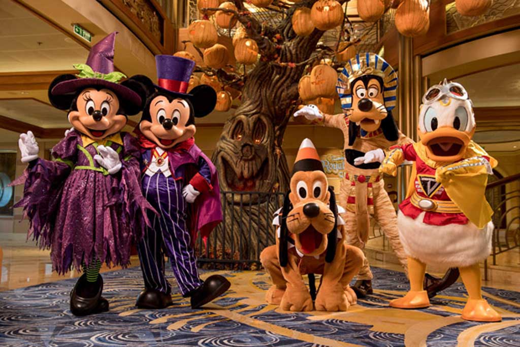 Halloween on the High Seas – The Pumpkin Tree Aboard the Disney Dream