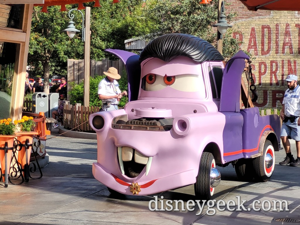 Pictures: Mater & Lightning McQueen Halloween Costumes - The Geek's Blog @ disneygeek.com