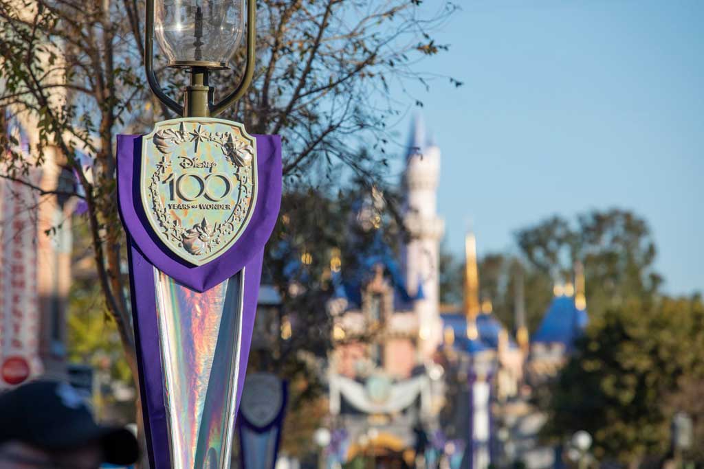 Platinum-Infused Décor Adorns Disneyland Resort in Celebration of The Walt Disney Company’s 100th Anniversary 