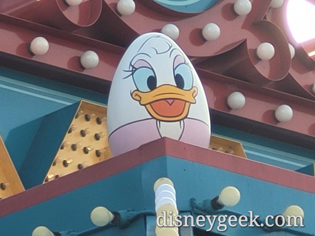 Eggstravaganza 2023 @ Disney California Adventure - Daisy Duck Egg