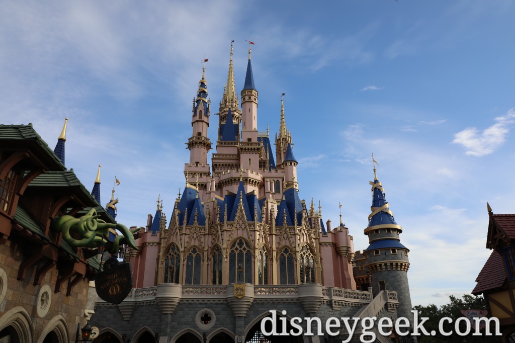 Réhabilitation : Cinderella Castle (1er Juillet 2020)