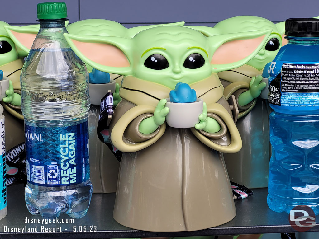 Disney Parks Grogu Water Bottle with Built-In Straw – Star Wars: The  Mandalorian