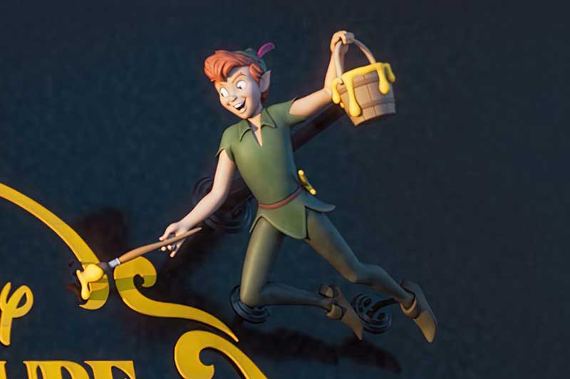 Disney Treasure Stern Characters - Peter Pan & Captain Hook