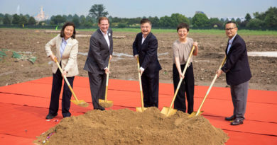 Representatives of the resort’s Joint Venture shareholders, Shanghai Shendi Group and The Walt Disney Company, executives of Shanghai Disney Resort and leadership from the Administrative Commission of Shanghai International Resort celebrated the start of construction of the resort’s third themed hotel