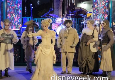 Pictures & Video: SCAREolers Performing in Downtown Disney