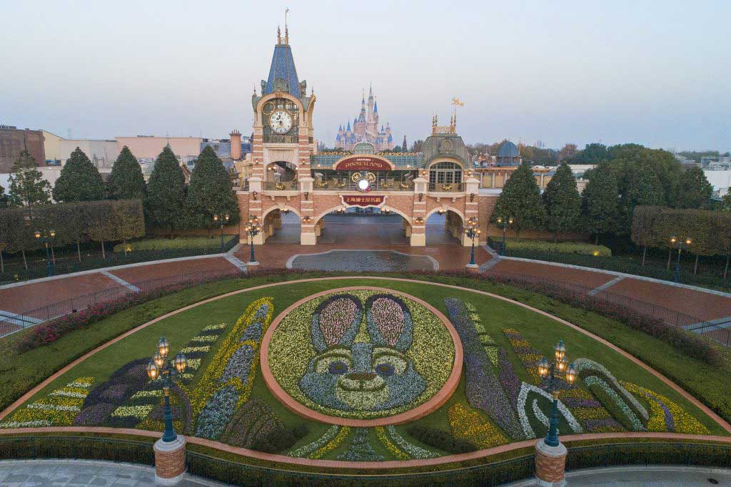 Shanghai Disneyland’s iconic Mickey floral is transformed into a Judy floral