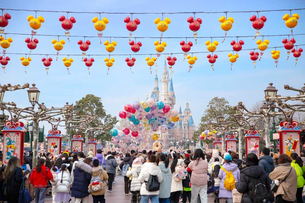 Shanghai Disneyland - Lunar New Year - Year of the Dragon (2024)