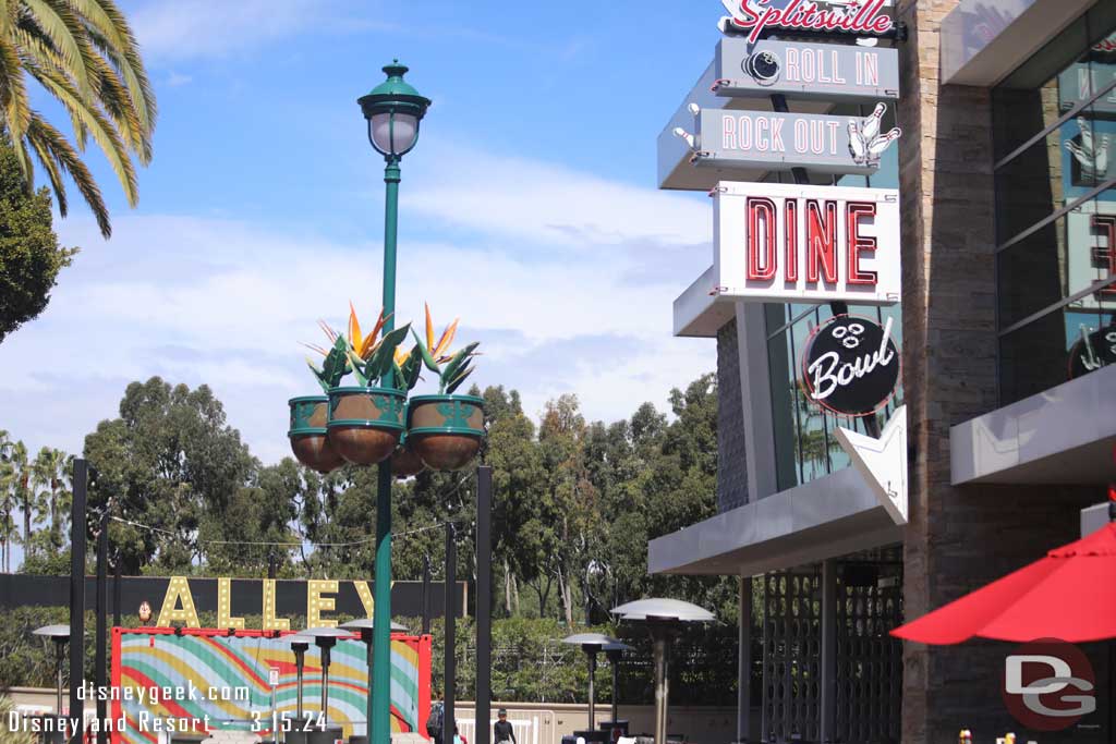 2024 - Downtown Disney Eggstravaganza - Dale at Splitsville Luxury Lanes