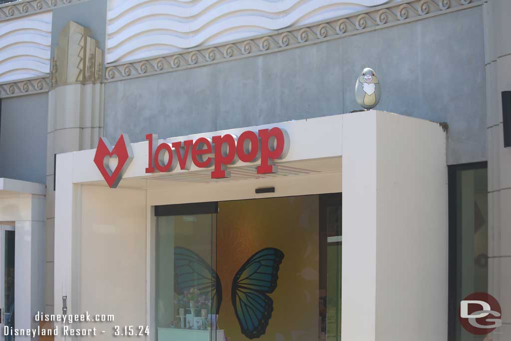 2024 - Downtown Disney Eggstravaganza - Thumper at Lovepop
