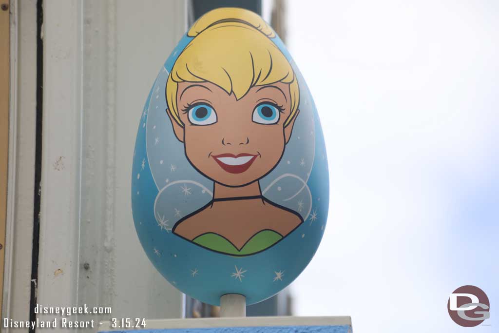 2024 - Disneyland Eggstravaganza - Tinker Bell in "it's a small world" mall