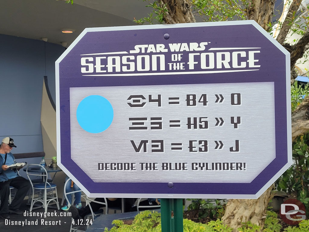 Star Wars: Season of the Force - Blue Cylinder Decoder Sign in Tomorrowland