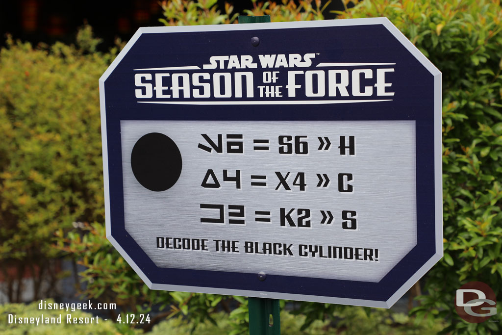 Star Wars: Season of the Force - Black Cylinder Decoder Sign in Tomorrowland