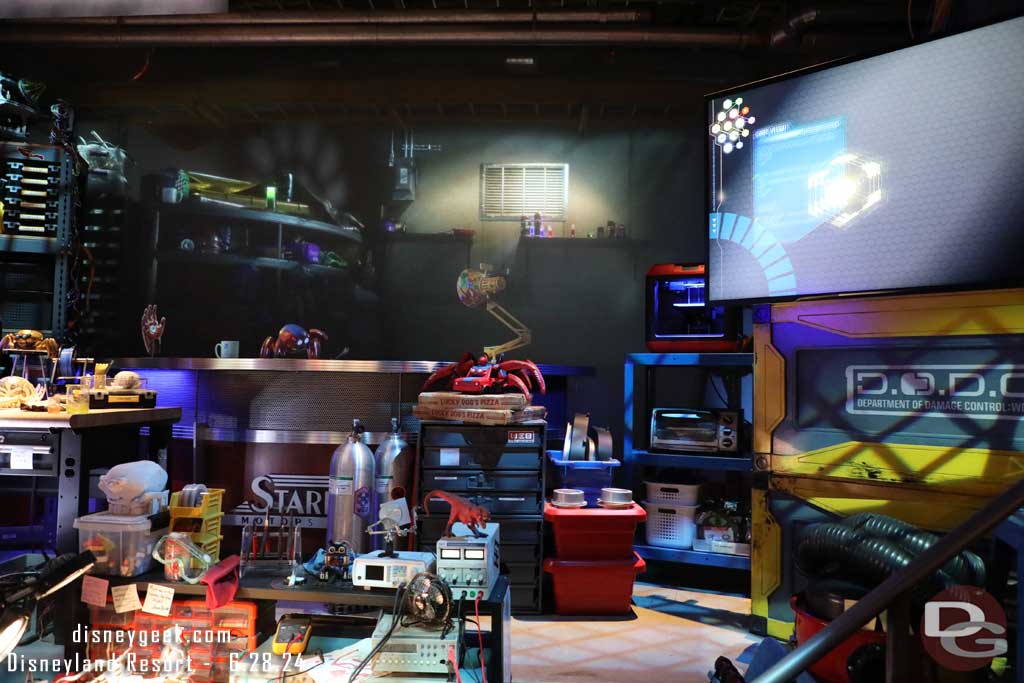 Pixar Fest - Alien Pizza Planet Truck - WEB - Left Pre-show Room