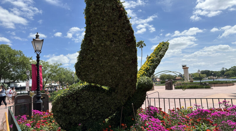 topiary butterfly2