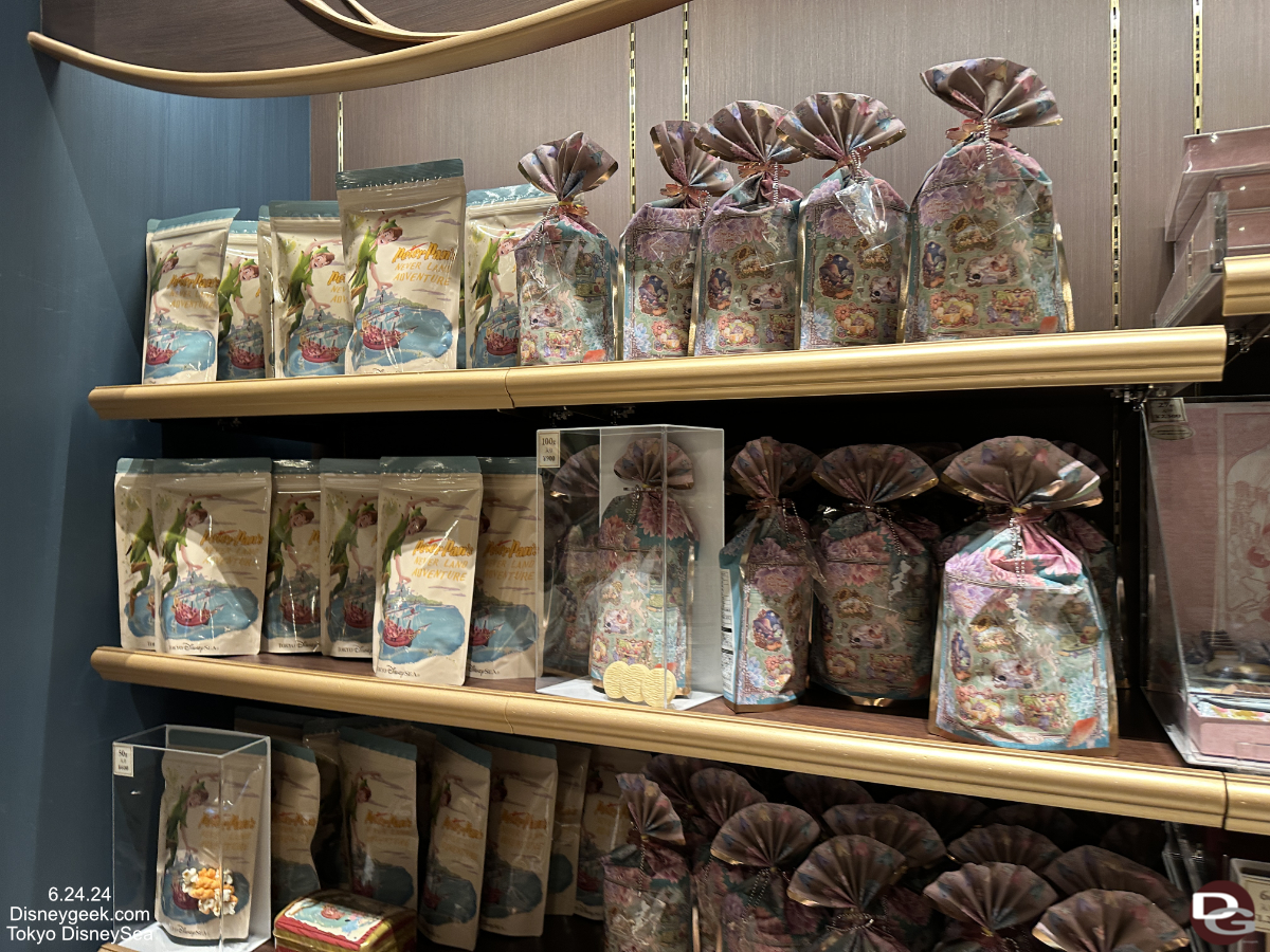 disneysea fantasysprings shop cookie