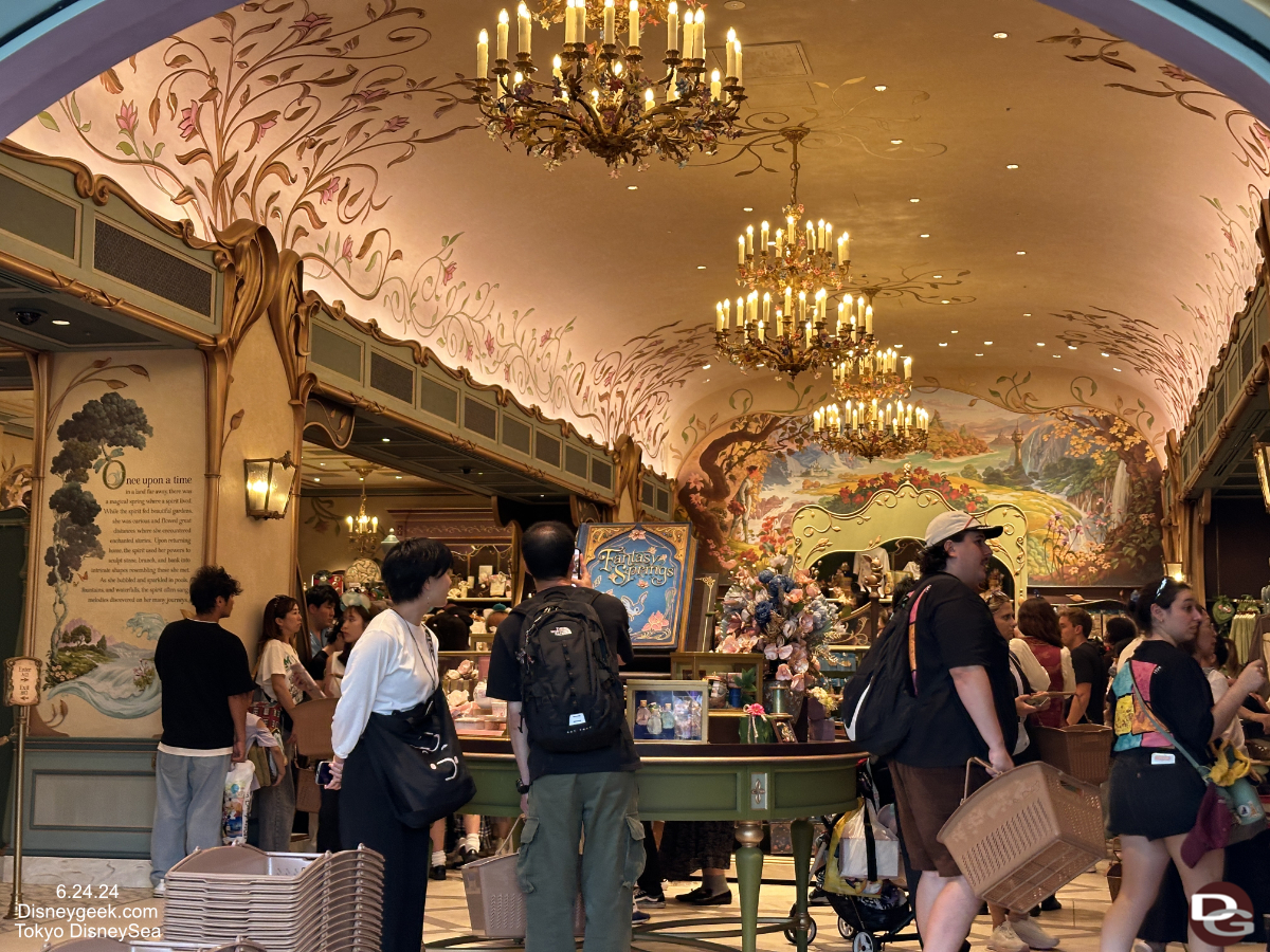 disneysea fantasysprings shop font