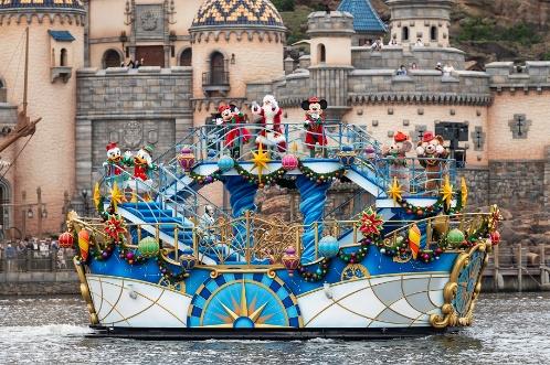 Tokyo Disney Resort Christmas 2024