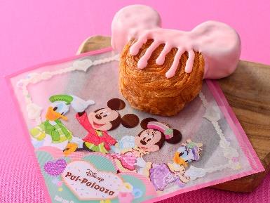 Sweetheart Cafe Special Danish (Raspberry Sauce) 850 yen