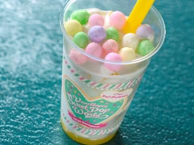 Refreshment Corner Lemon-Cheesecake Drink 700 yen