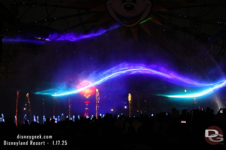 Pictures & Video Lunar New Year Hurry Home World of Color Preshow