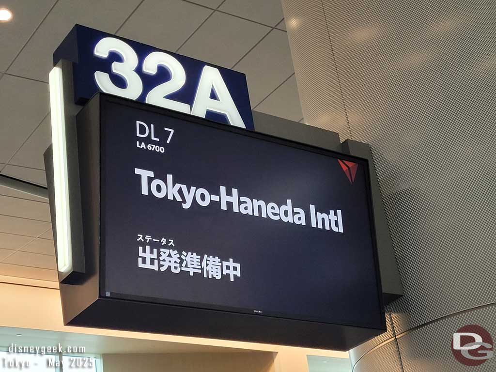Pictures: Flight to Tokyo from Los Angeles (DeltaOne) 1 2025 05 05 091545