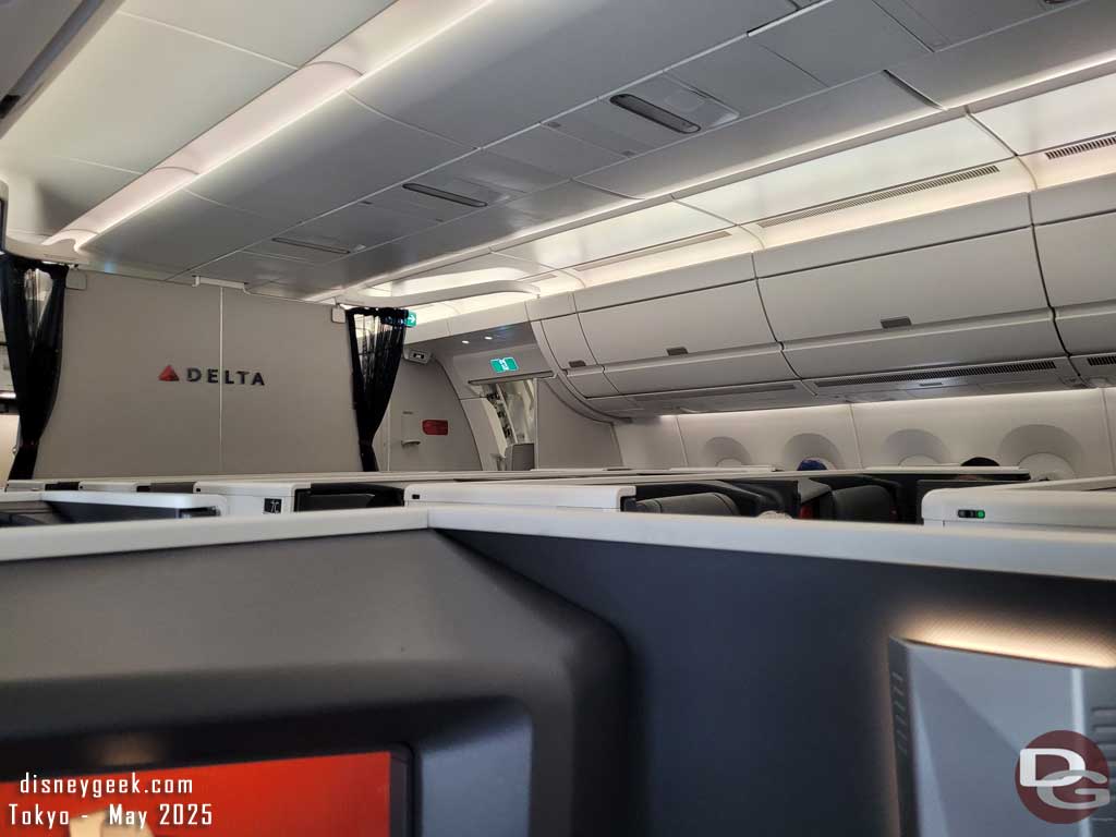 Pictures: Flight to Tokyo from Los Angeles (DeltaOne) 7 2025 05 05 101705