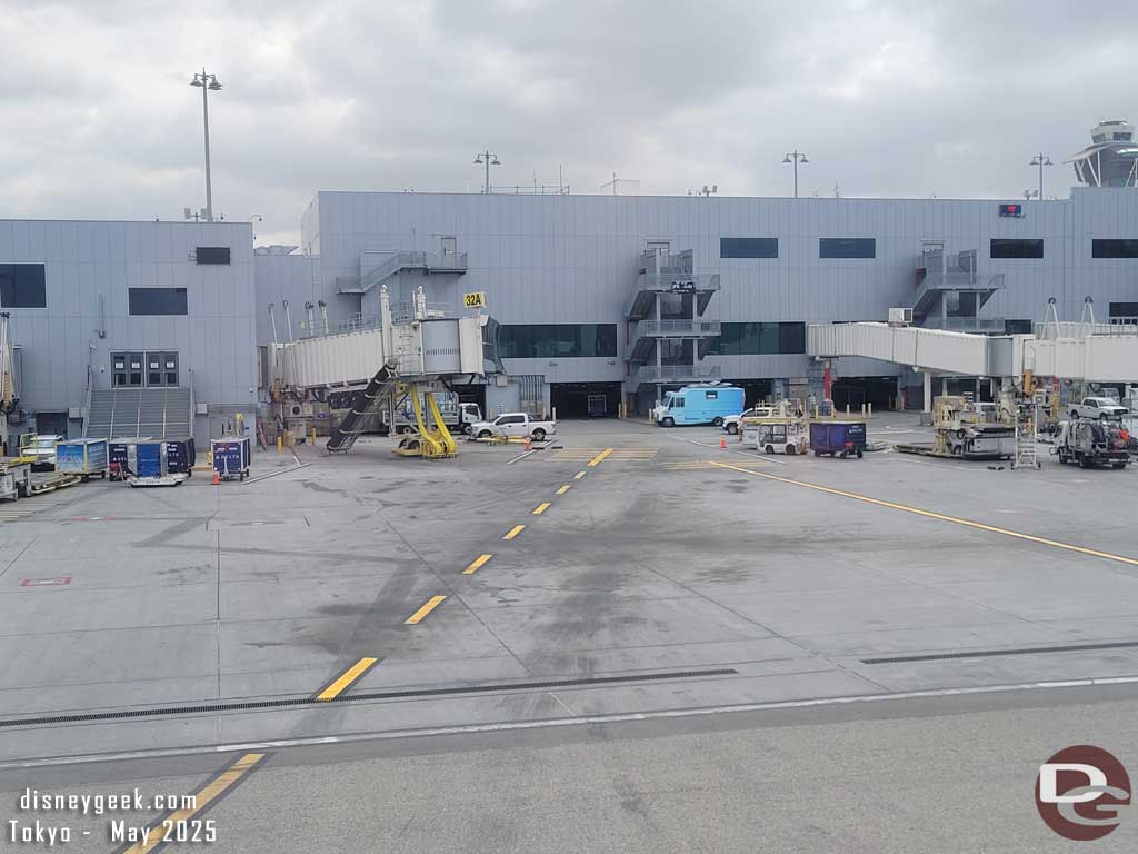 Pictures: Flight to Tokyo from Los Angeles (DeltaOne) 10 2025 05 05 104203