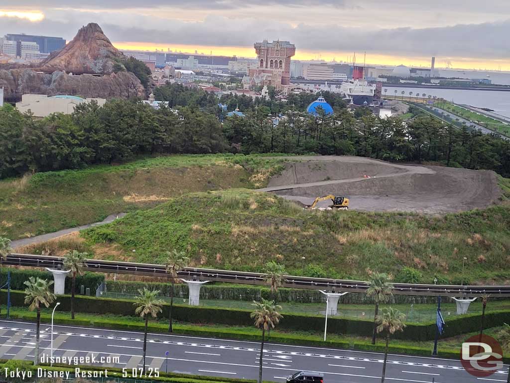 Pictures: Morning Views of Tokyo Disney Resort from Sheraton (5/7/25) 5 2025 05 07 052539