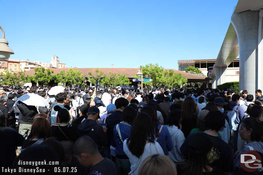 Pictures: Tokyo DisneySea Arrival and Hike to Anna and Elsa's Frozen Journey 34 2025 05 07 IMG 0137
