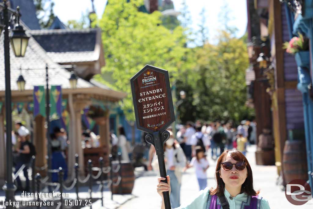 Pictures: Tokyo DisneySea Arrival and Hike to Anna and Elsa's Frozen Journey 2 2025 05 07 IMG 0226
