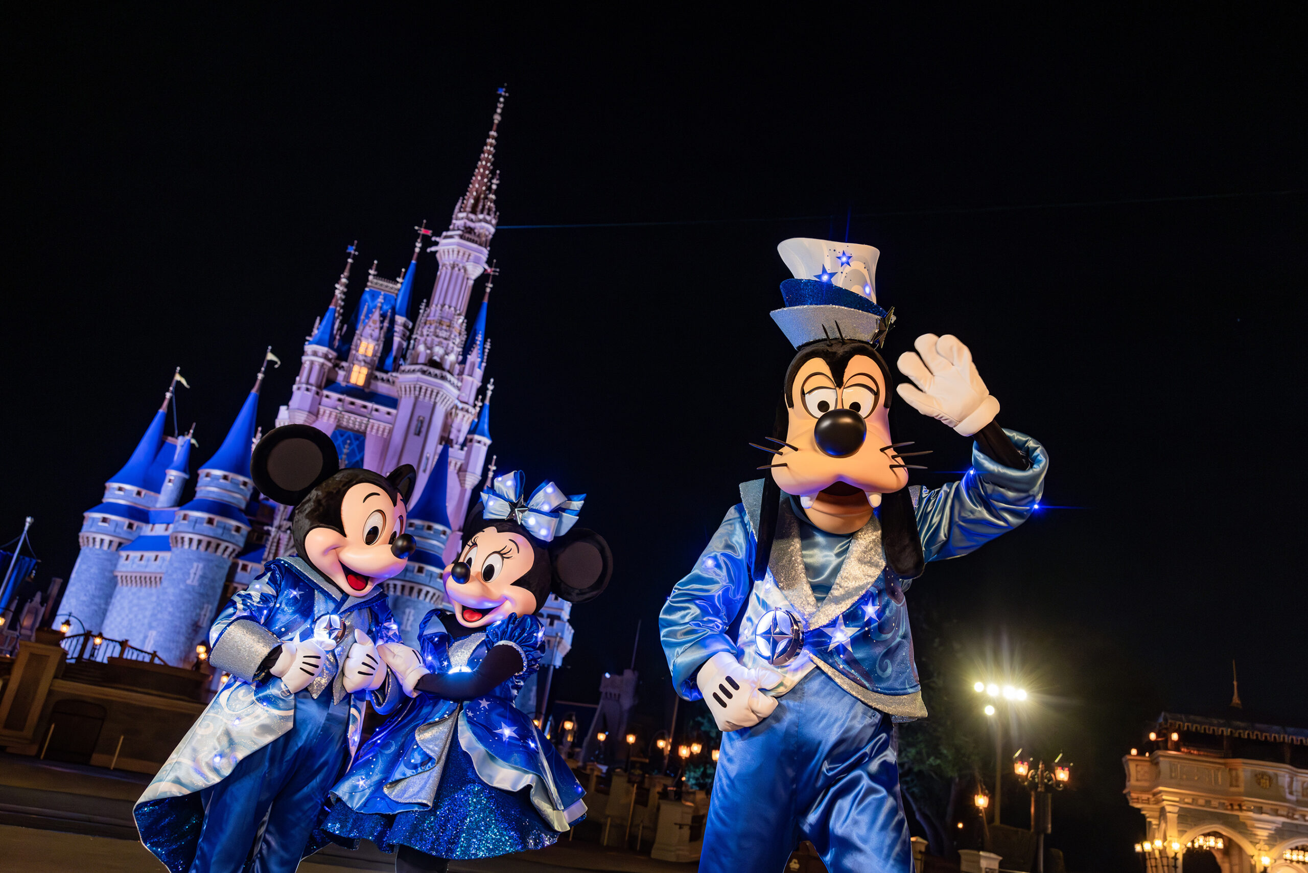 Disney Starlight: Dream the Night Away to Debut July 20th at Magic Kingdom 2 Disney Starlight